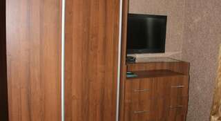 Гостиница Жара Пятигорск Двухместный номер с 1 кроватью и видом на бассейн-3